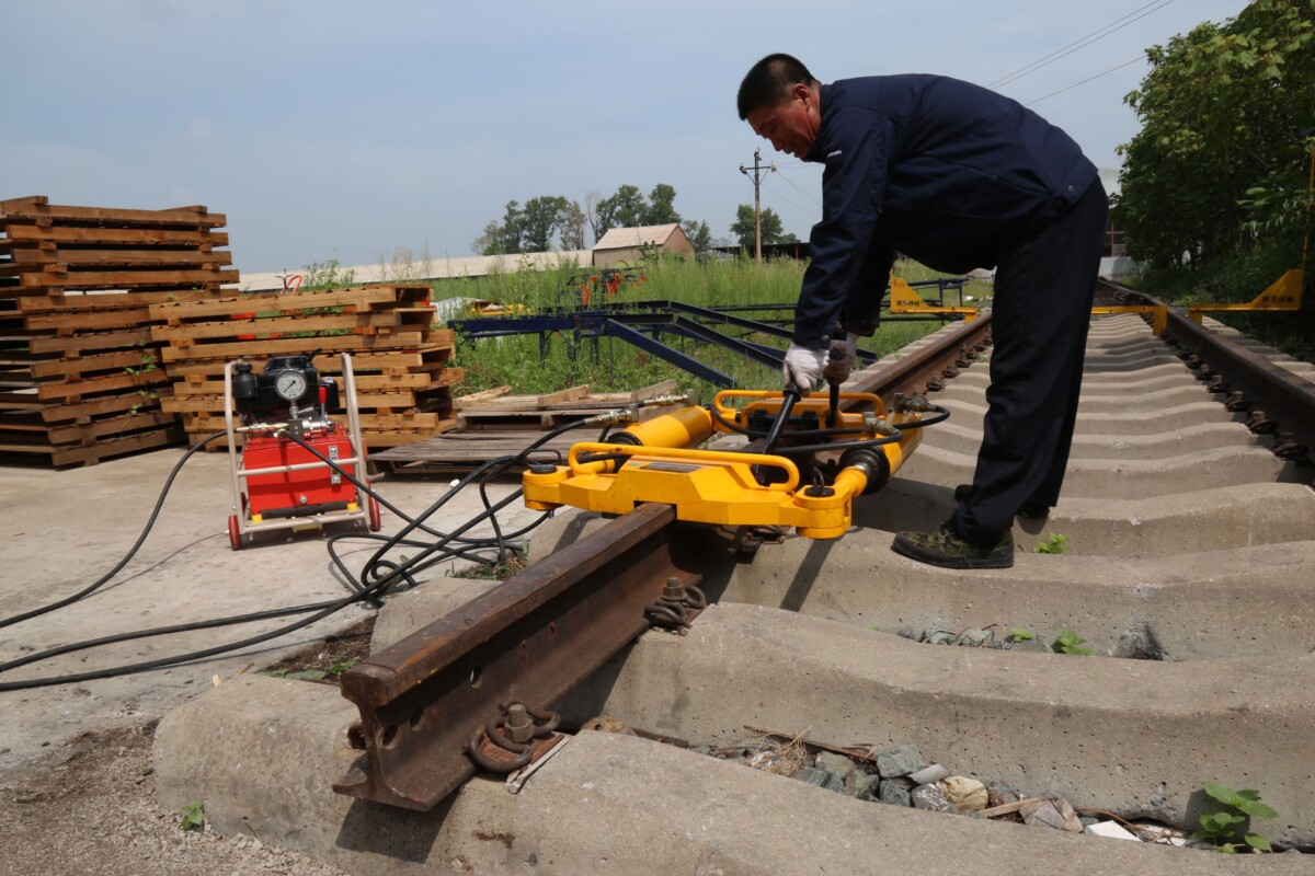 Rail m2 construction s&egrave;che