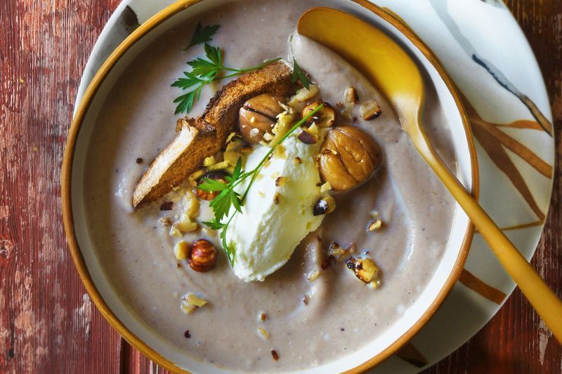 Velout&eacute; ch&acirc;taigne truffe