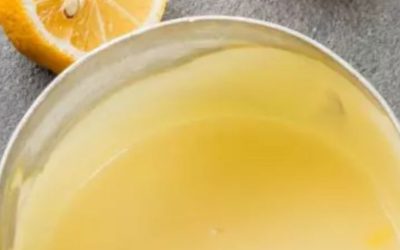 La sauce hollandaise traditionnelle de 500ml en 50cl, zestes de citron de Menton.