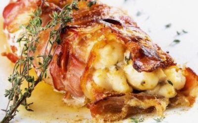 L’huile verte de ciboulette de 1/20 l en 5cl, soulignant une lotte rôtie au lard.